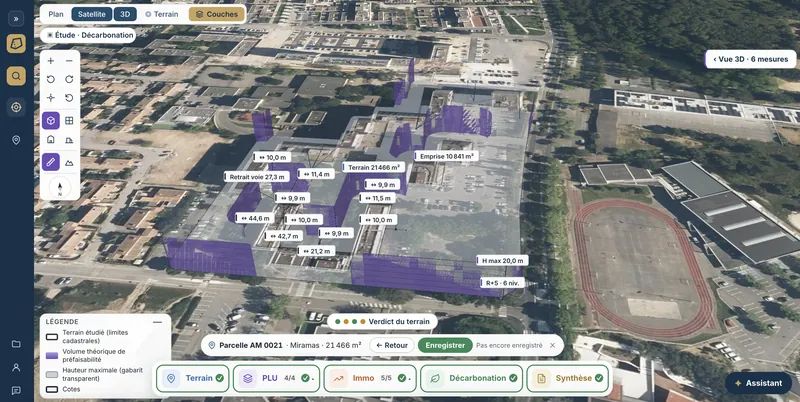 Vue 3D augmentée : reculs, retrait sur voie, emprise, hauteur maximale et nombre de niveaux cotés sur le terrain